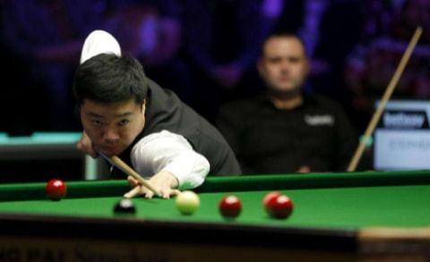 然顽强地打 然顽强地打