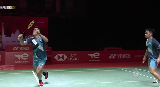 威国家队的 威国家队的